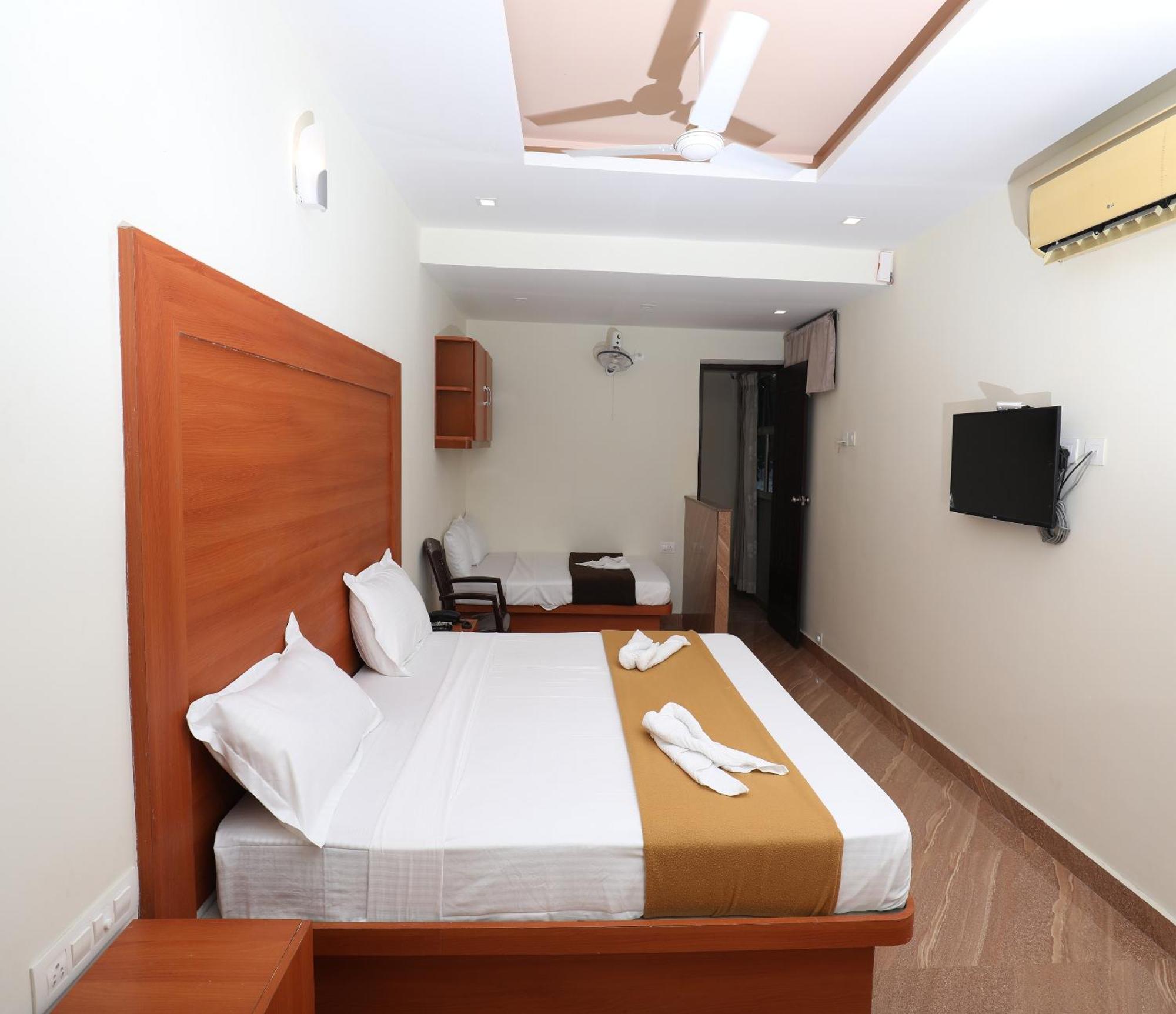 Hotel Rydham Maduráj Kültér fotó
