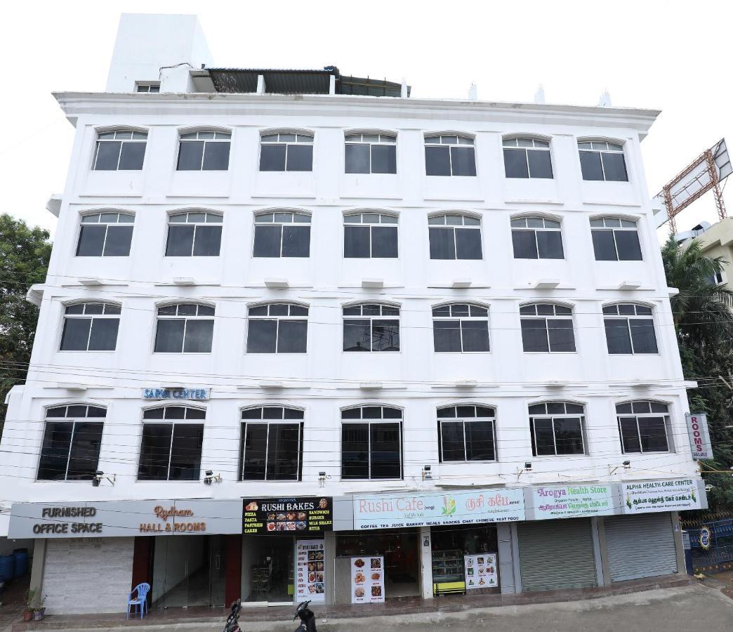 Hotel Rydham Maduráj Kültér fotó